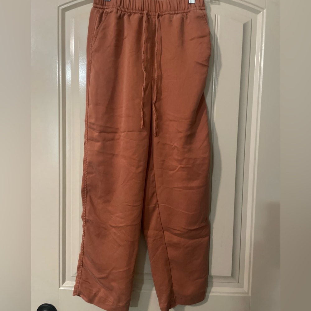 H&M Women's Rust Pants
